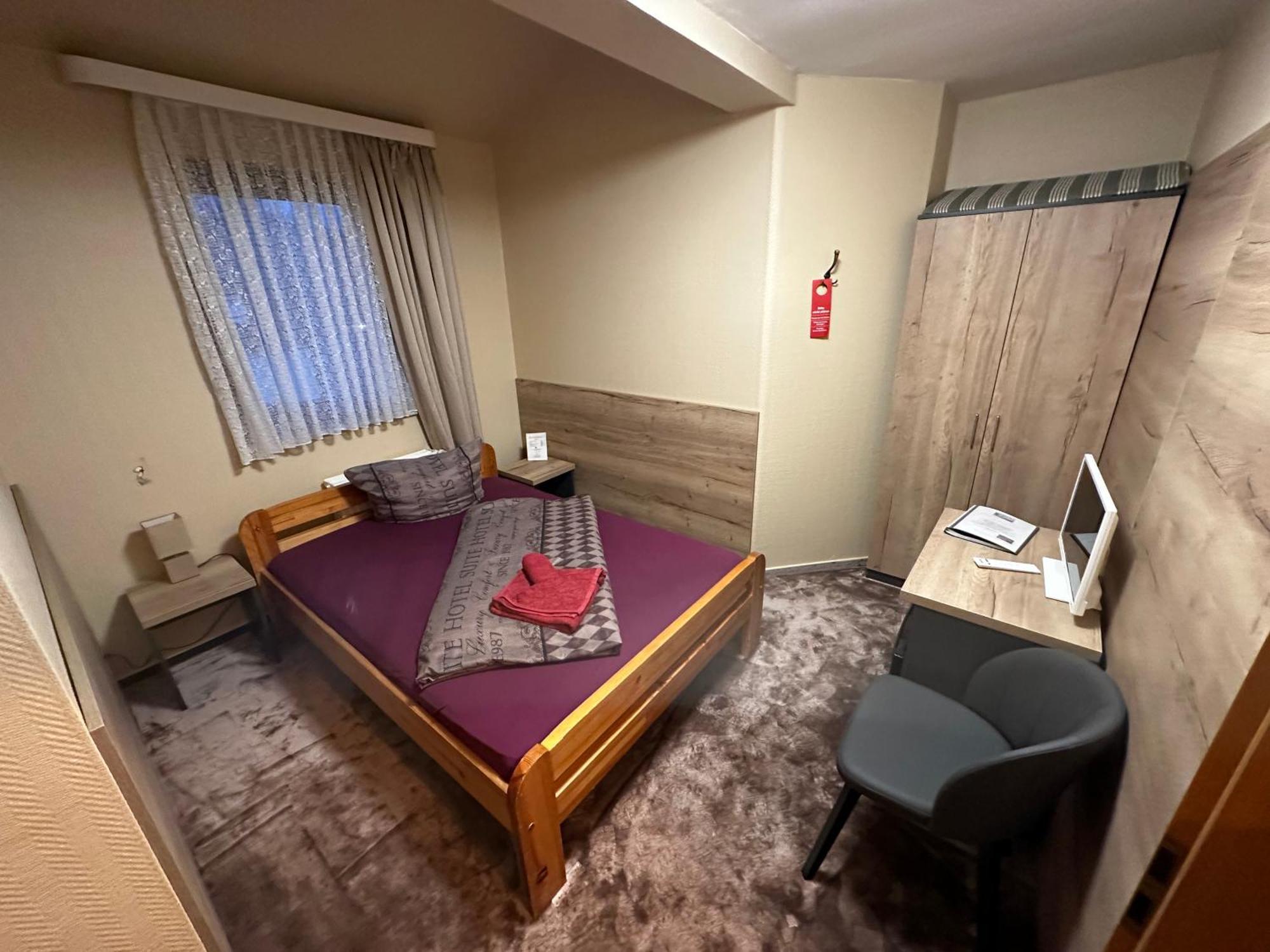 Hotel Pension Pamina เบอร์ลิน ภายนอก รูปภาพ